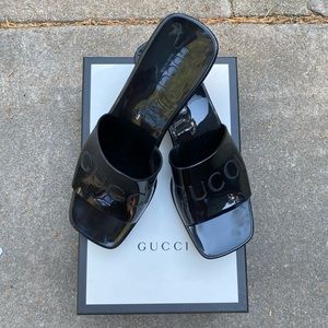 Gucci rubber slide sandal